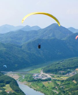 Paragliding